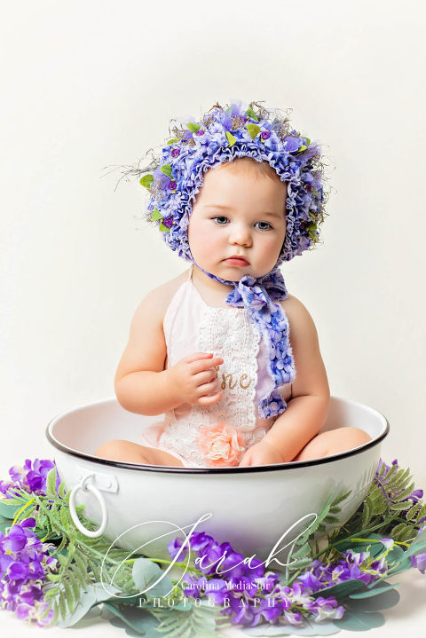 Baby Photo with flower hat